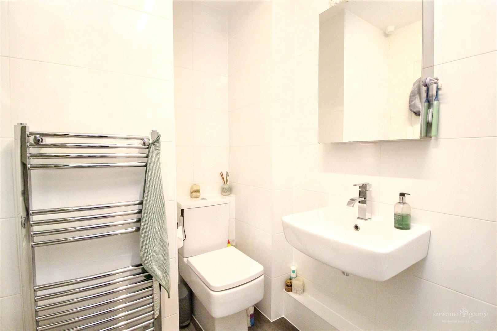 Ashmere Close, Calcot, Reading